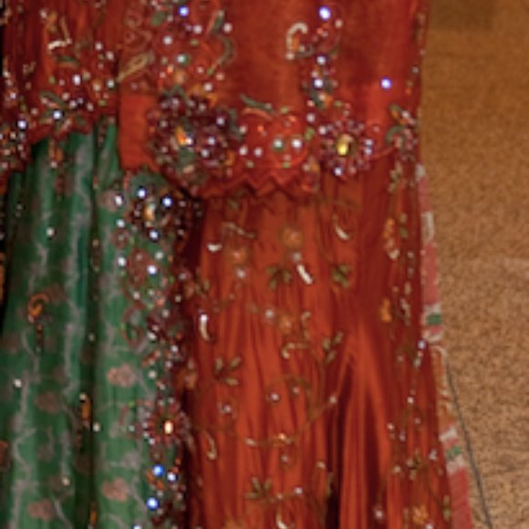 Bridal Lehnga, Blouse and Dopatta - Picture 8 of 10